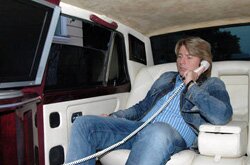 Почасовая аренда автомобиля с водителем